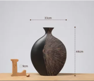 Vertical Black Resin Vase