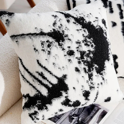 French Retro Black/White Pillow Cover