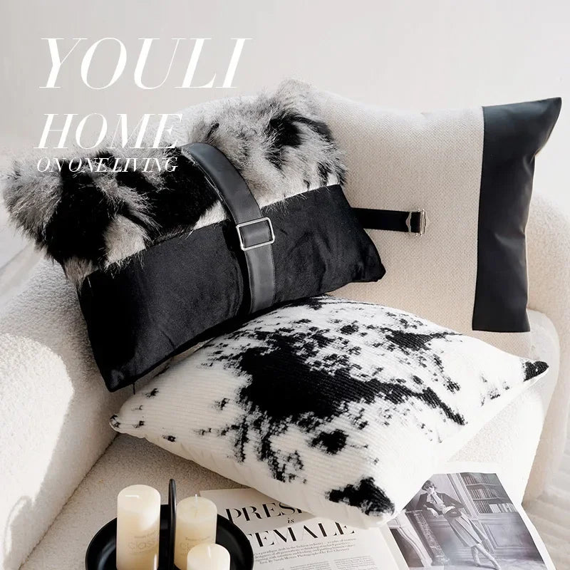 French Retro Black/White Pillow Cover