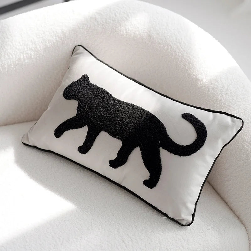 French Retro Black/White Pillow Cover