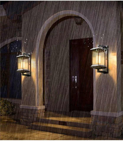 Outdoor Wall Lamp