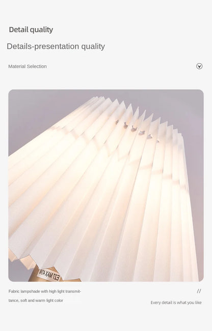 Fan-shaped Pleated Wall Lamp