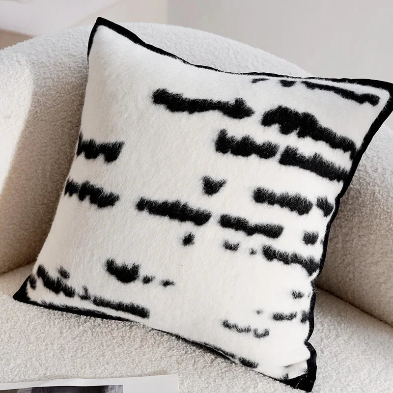 French Retro Black/White Pillow Cover