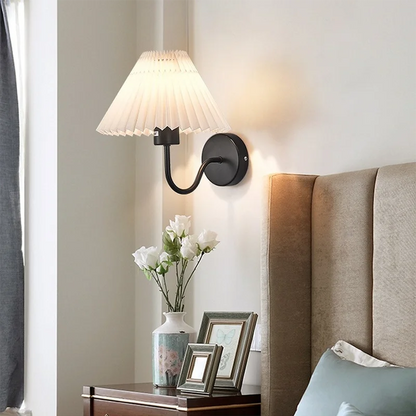 Fan-shaped Pleated Wall Lamp
