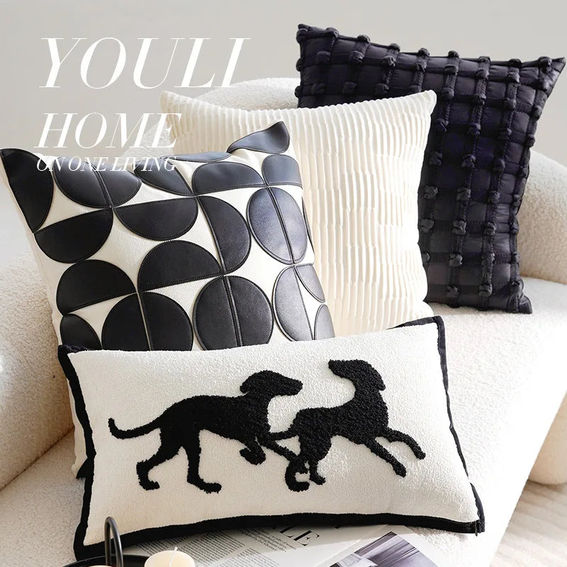 French Retro Black/White Pillow Cover