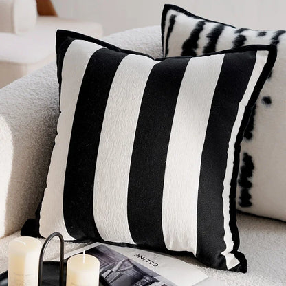 French Retro Black/White Pillow Cover