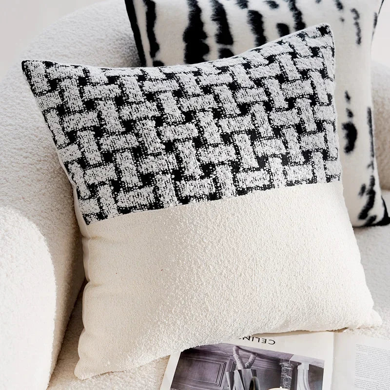 French Retro Black/White Pillow Cover